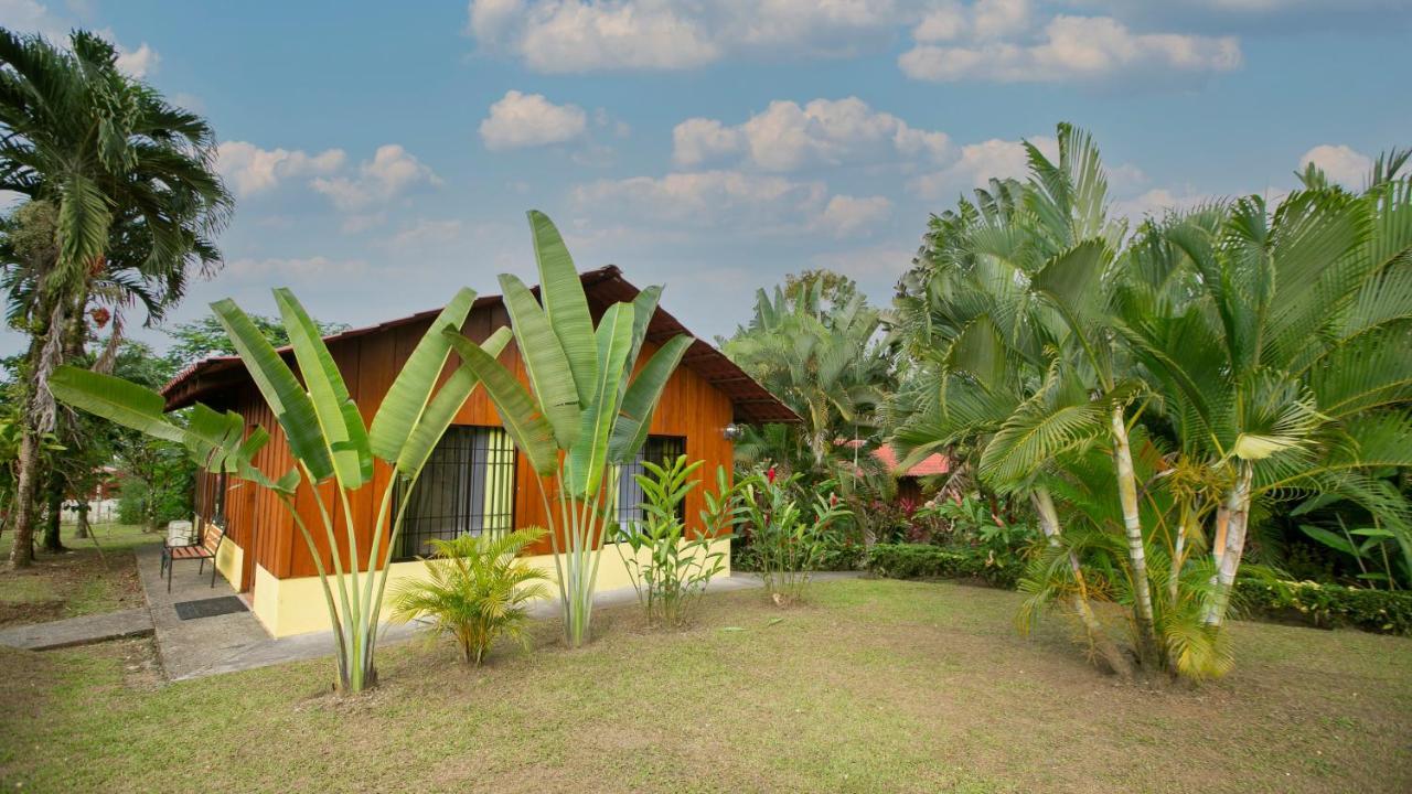 Hotel Rancho Cerro Azul La Fortuna Extérieur photo