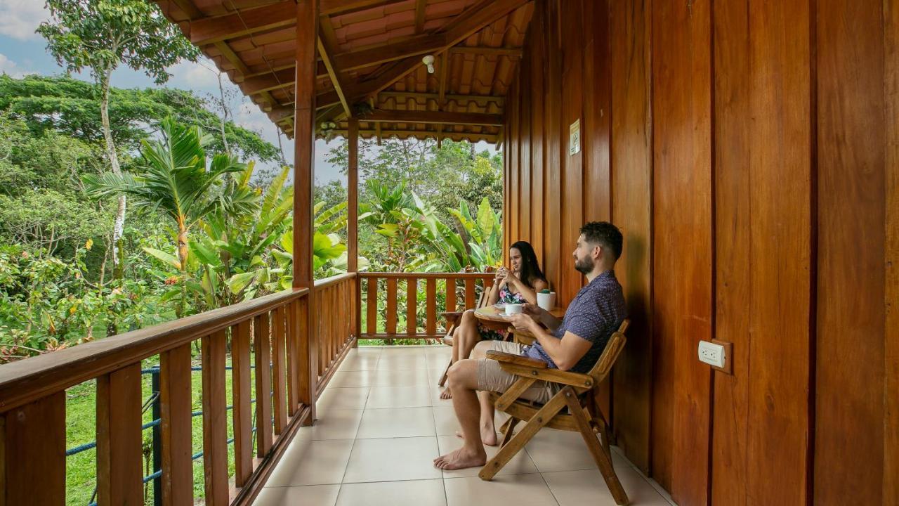Hotel Rancho Cerro Azul La Fortuna Extérieur photo