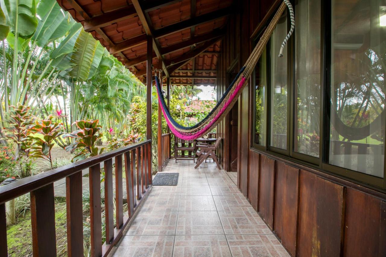 Hotel Rancho Cerro Azul La Fortuna Extérieur photo