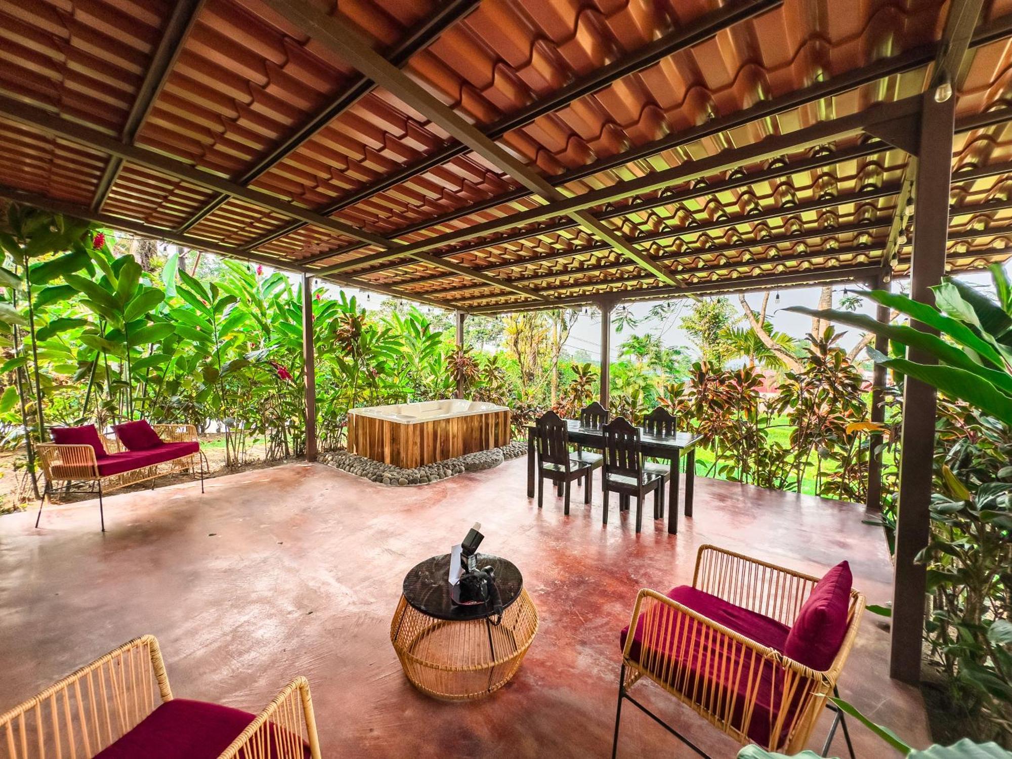 Hotel Rancho Cerro Azul La Fortuna Extérieur photo