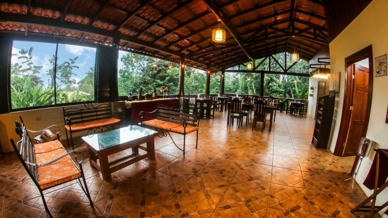 Hotel Rancho Cerro Azul La Fortuna Extérieur photo